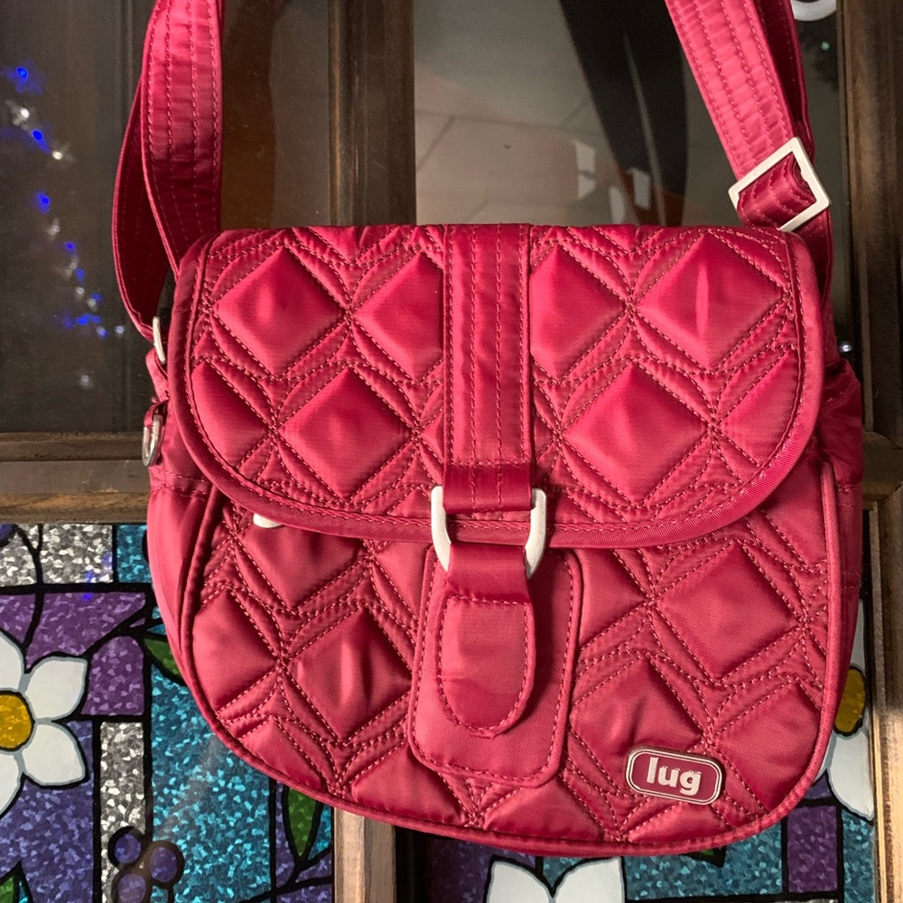 Lug crossbody bag